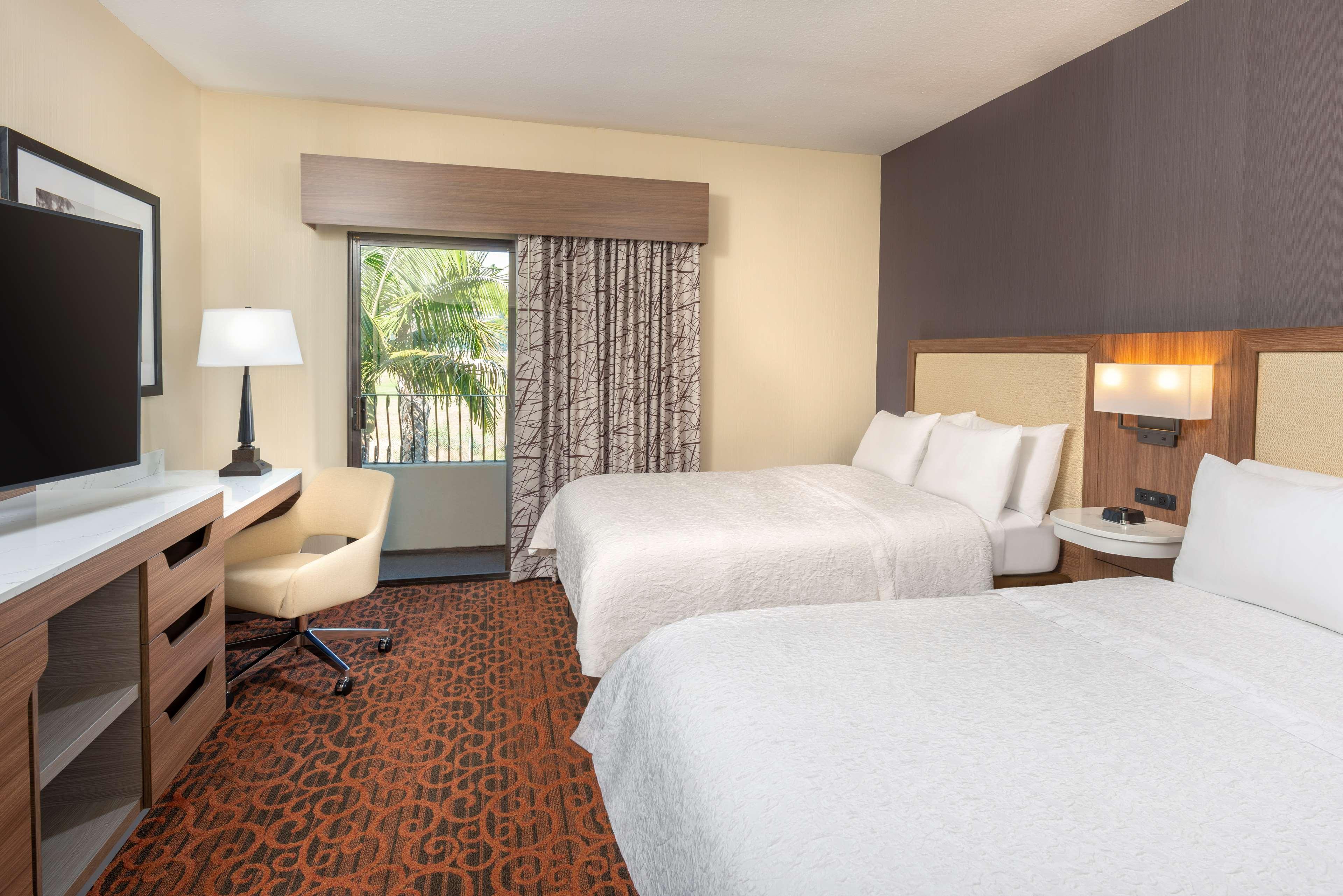 Hampton Inn & Suites Сан-Клементе Экстерьер фото