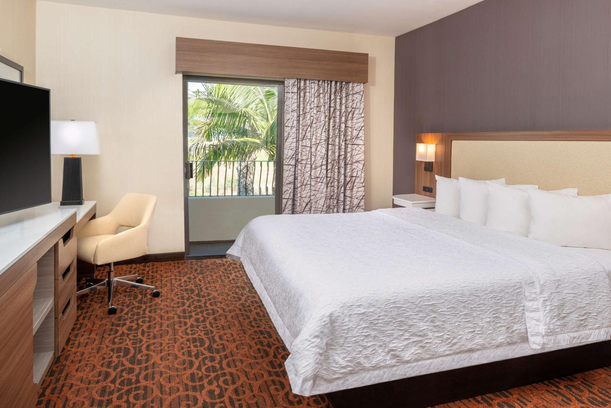 Hampton Inn & Suites Сан-Клементе Экстерьер фото