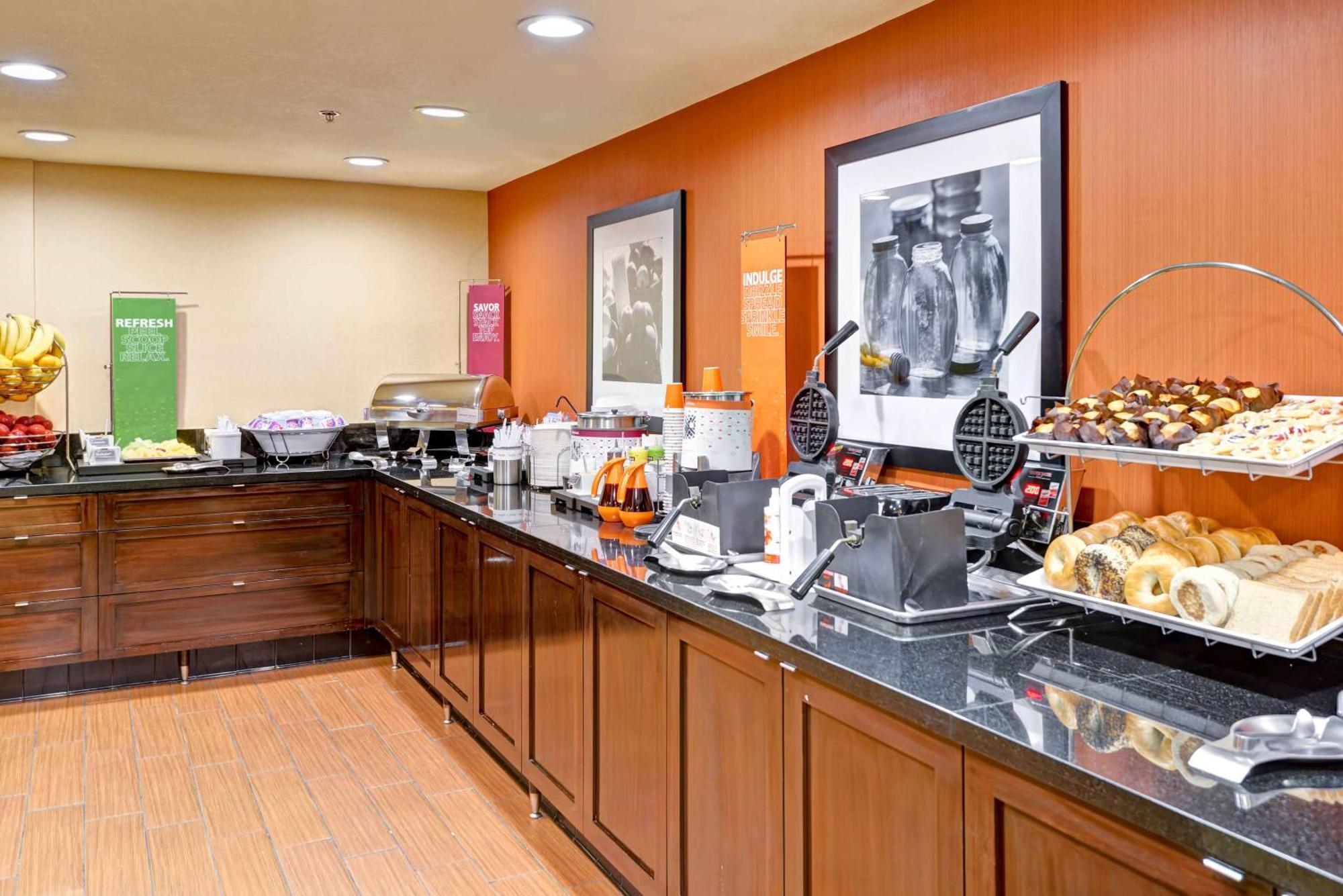 Hampton Inn & Suites Сан-Клементе Экстерьер фото